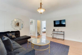 5 Bedroom Koreatown Charmer near DTLA, Los Angeles